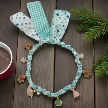 holly and stars collar türkis